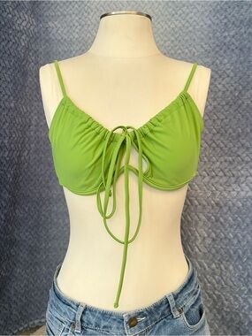 Zaful Never Worn Green Bikini Top Large